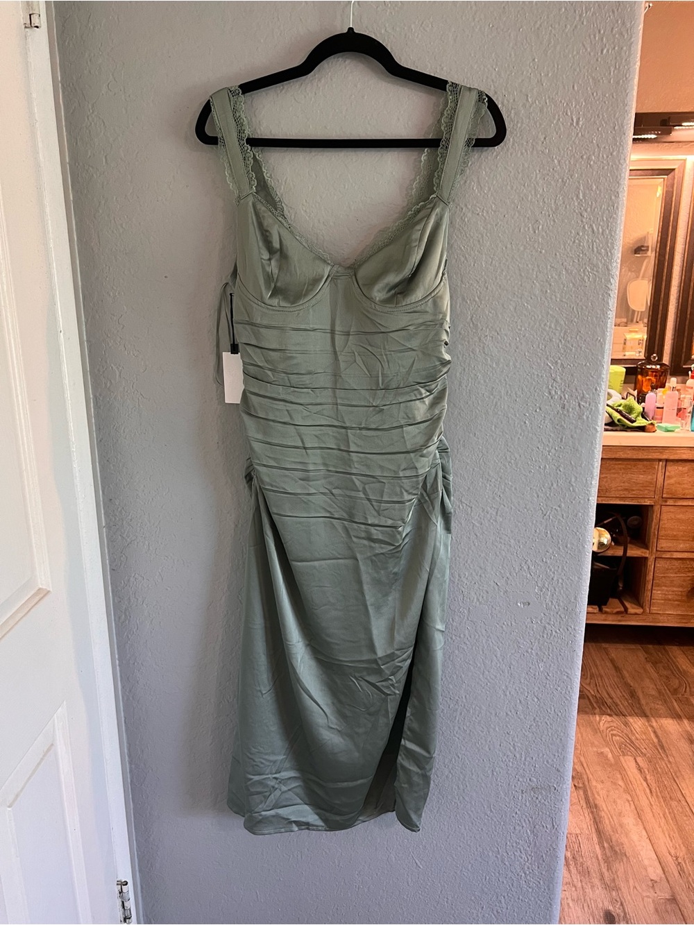 Astr Lace-Trim Satin Ruched Midi Dress in Sage Green - Picture 5 of 9